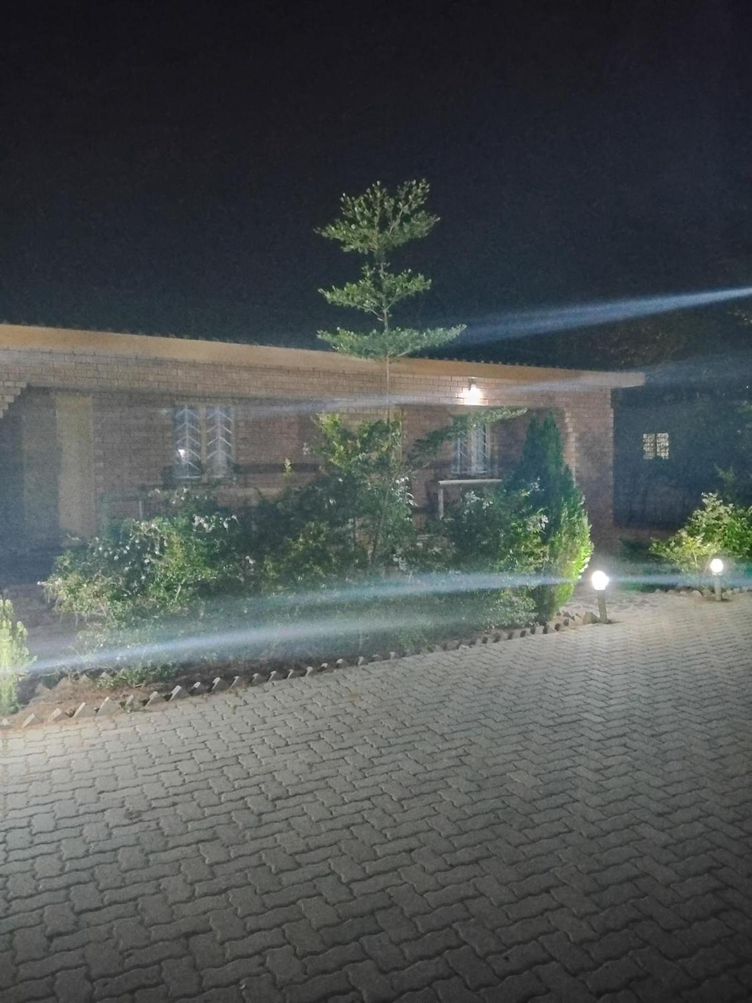 Sunshinevibe Guest House Kasane Zewnętrze zdjęcie